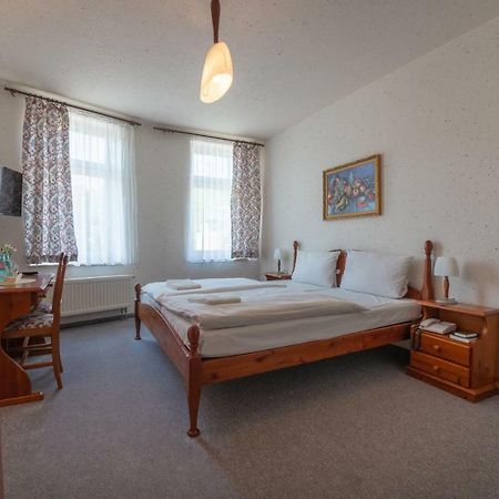 Haus Schlematal Hotel Und Restaurant Bad Schlema Luaran gambar
